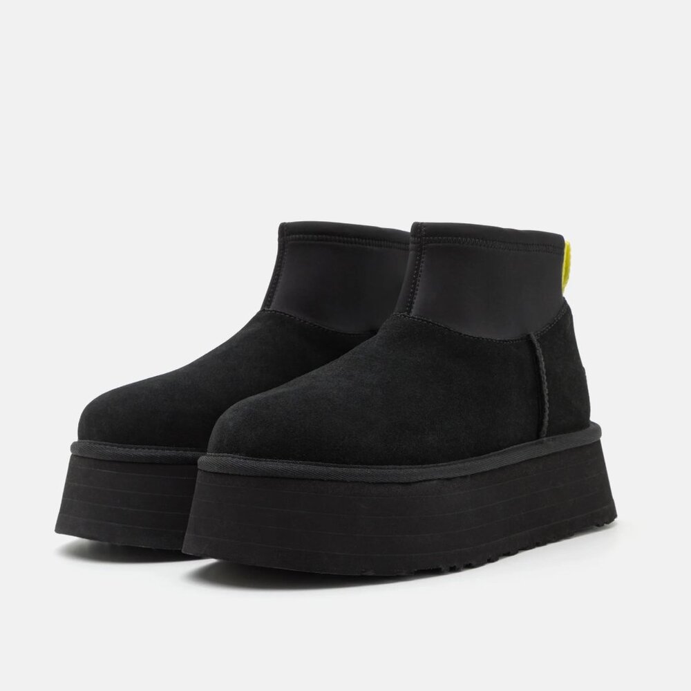 UGG Women's Classic Mini Dipper Boot - Picture 1 of 11